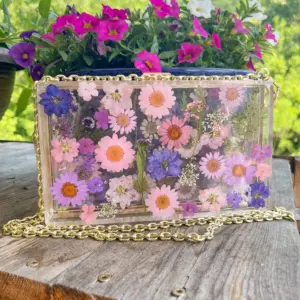 Genuine Flower Resin Clutch